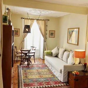 Remodeled Historic In Bairro Alto Apartment Lisbon