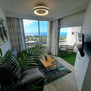 Ocean View Penthouse Apartment Playa de las Americas (Tenerife)